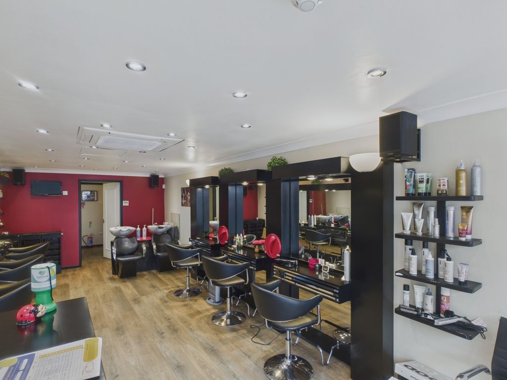 Property photo 3 of 6 Photo 2