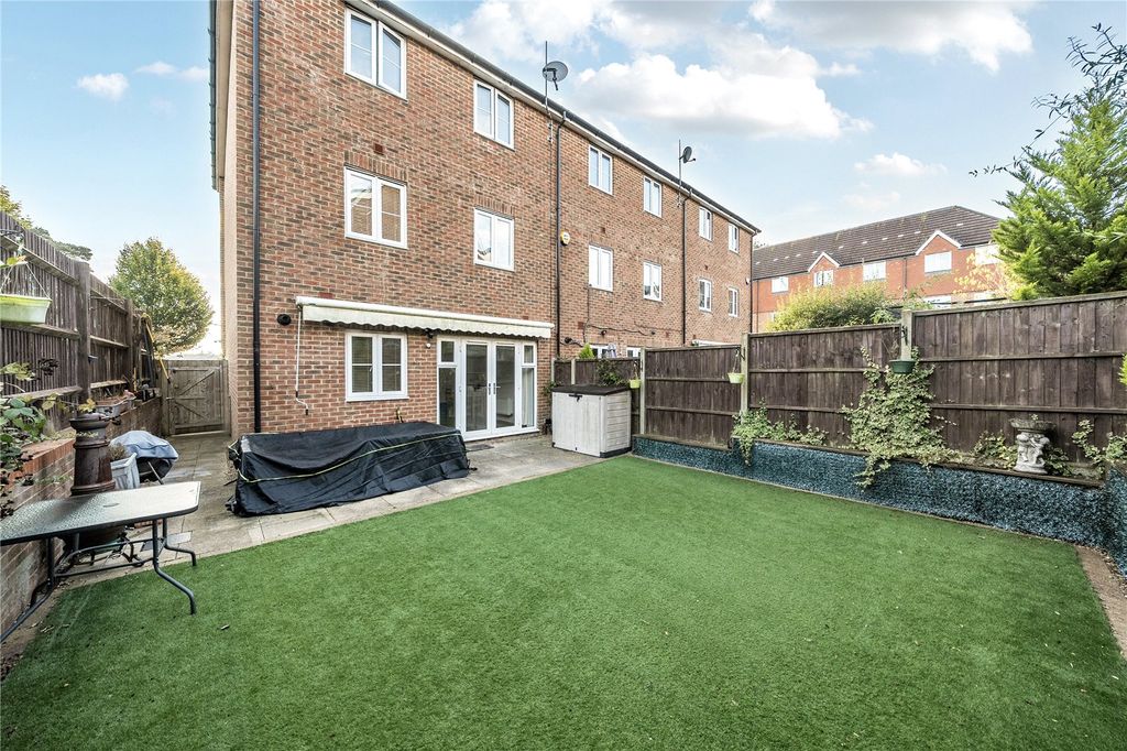 Property photo 2 of 16 Picture No. 08