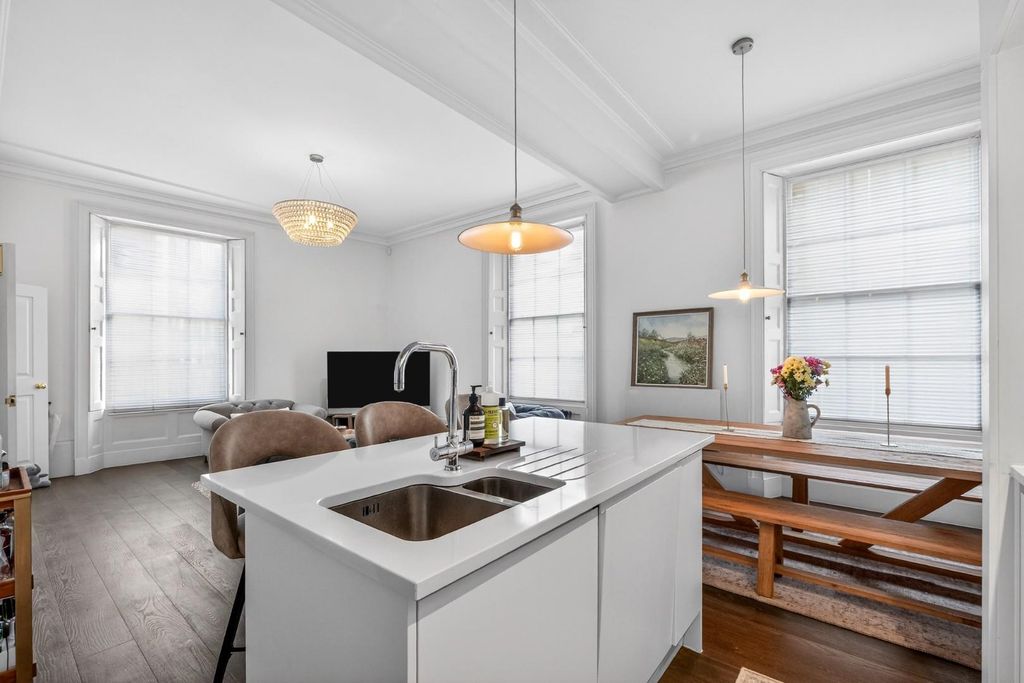 Property photo 3 of 23 Pnmb0014.Jpg