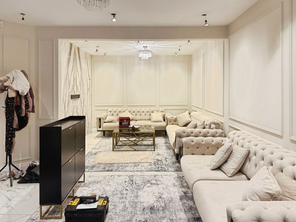 Property photo 3 of 12 Bde156E1-Img_4326