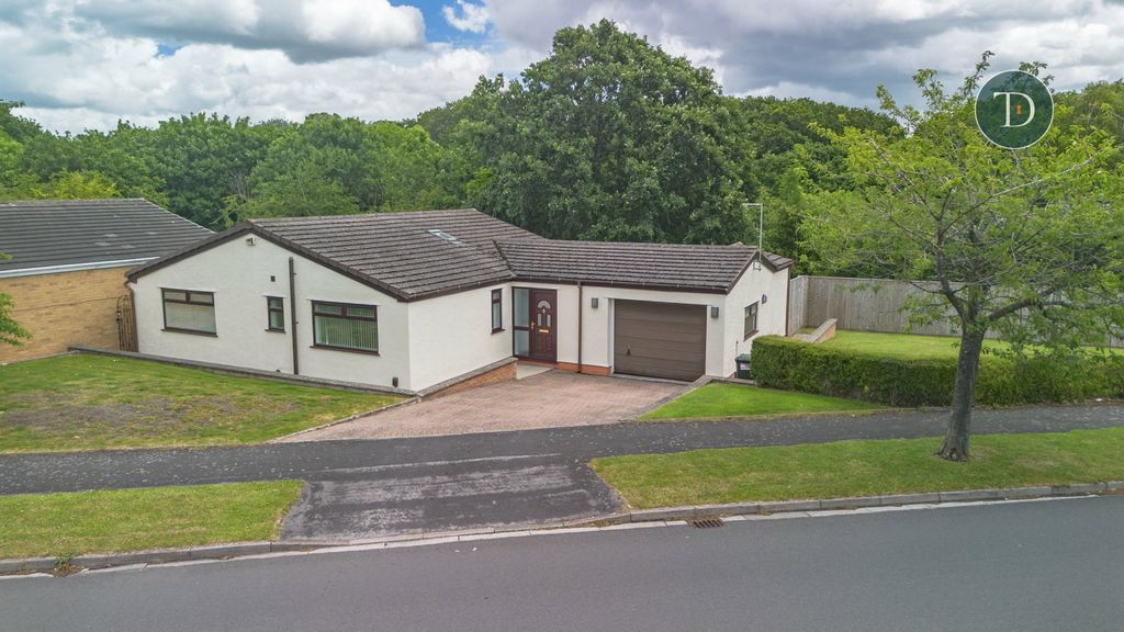 Property photo 1 of 30