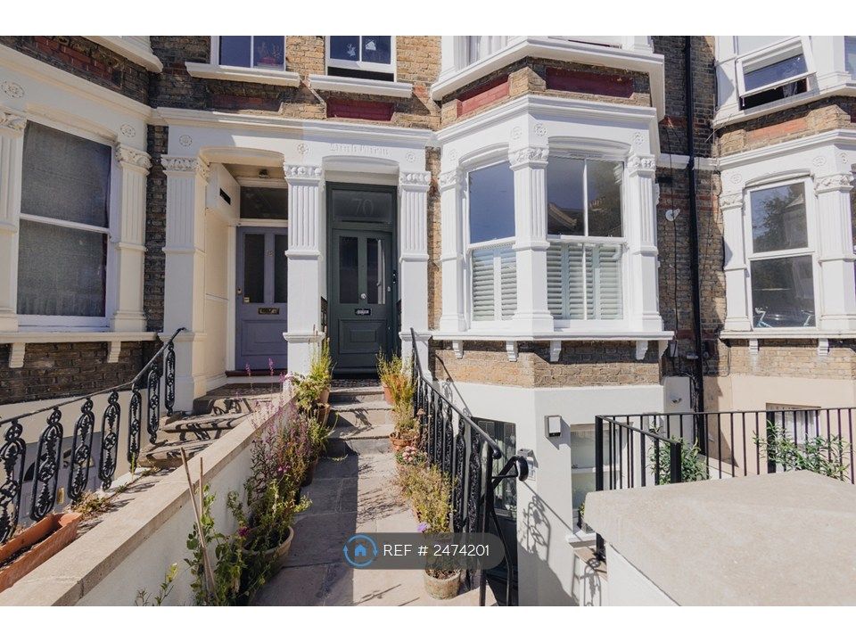 Property photo 1 of 20 Entrance