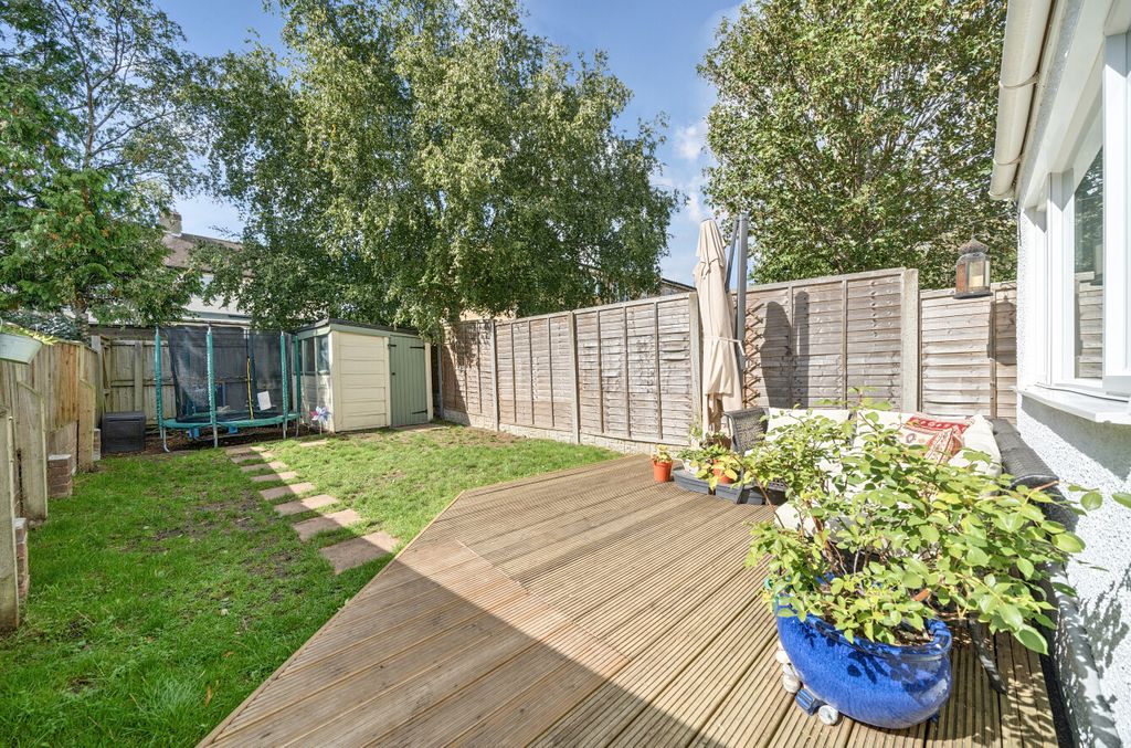 Property photo 2 of 25 1354263-20-68c96c...