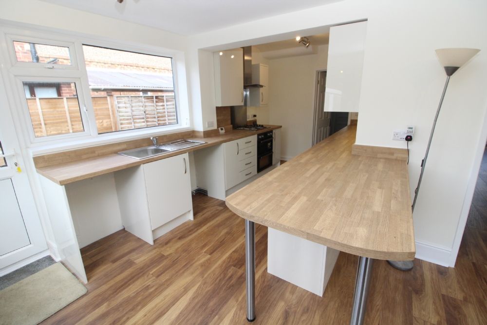 Property photo 2 of 23