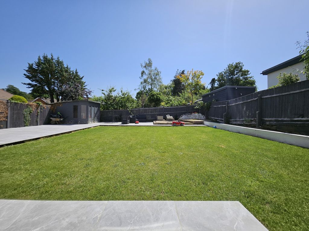 Property photo 3 of 16 Gallery