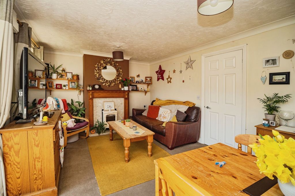 Property photo 3 of 18