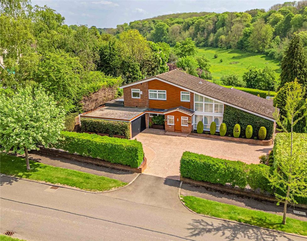 Property photo 1 of 38 Picture No. 53