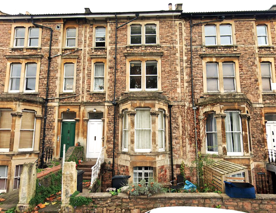 Property photo 1 of 12