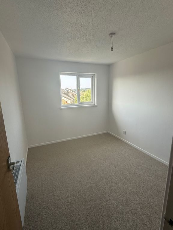 Property photo 2 of 5 Gallery