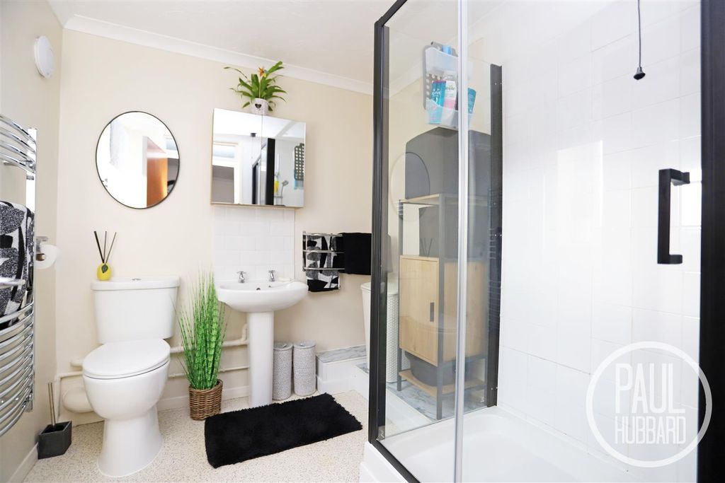 Property photo 3 of 12 Img_9511.Jpg