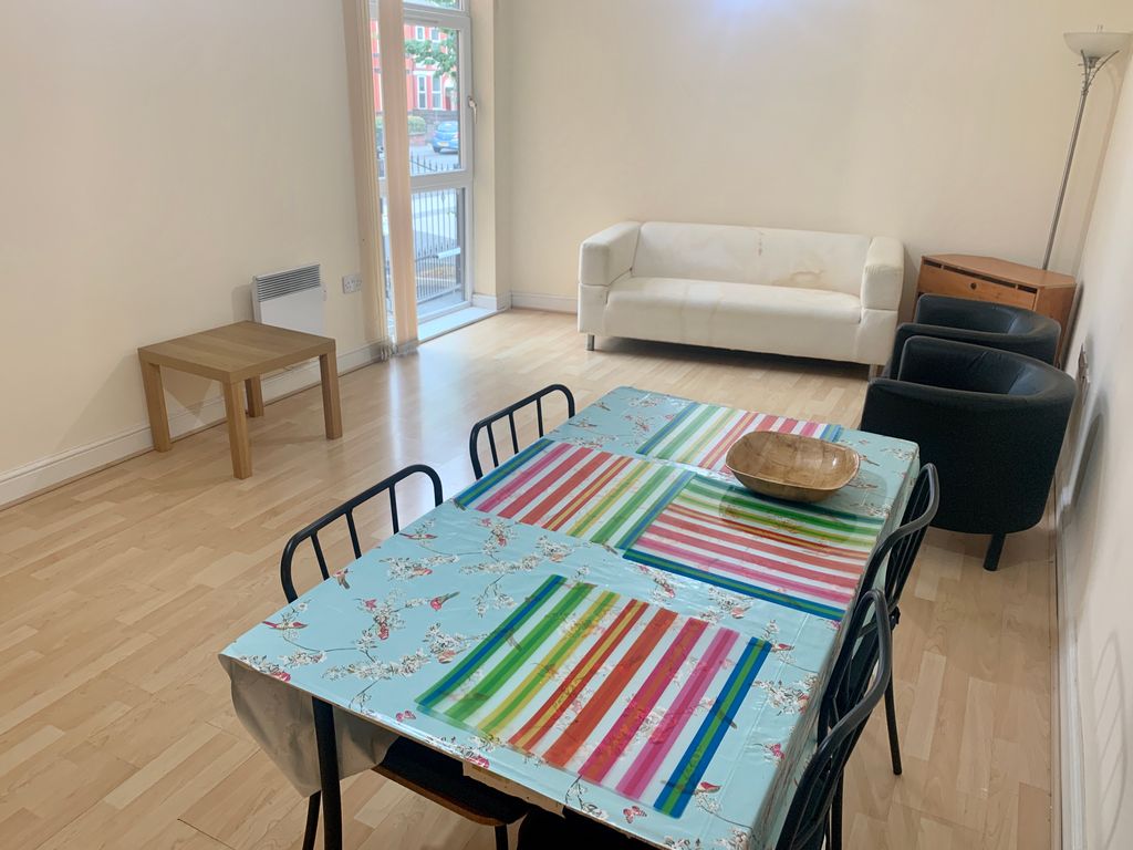 Property photo 3 of 8