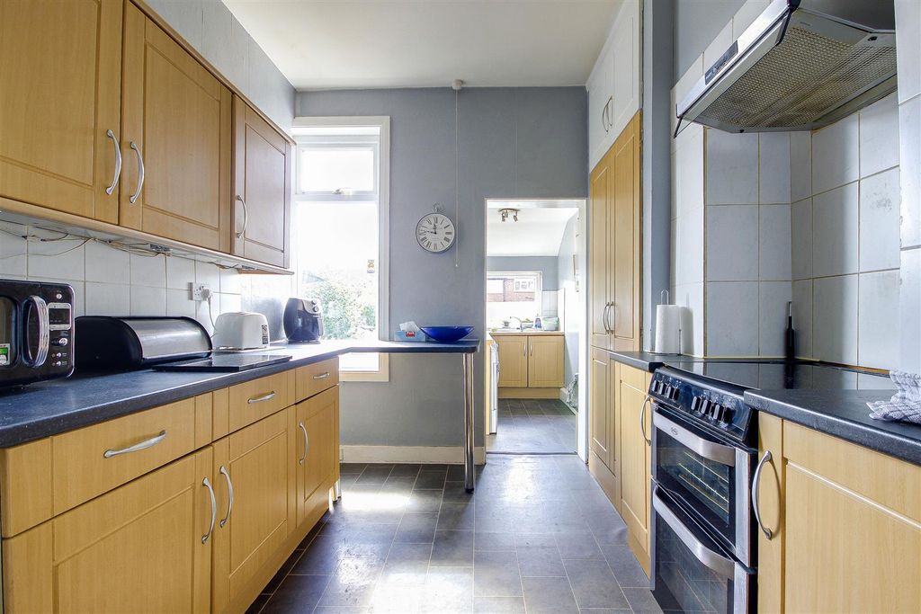 Property photo 3 of 37 Raw_21.Jpg