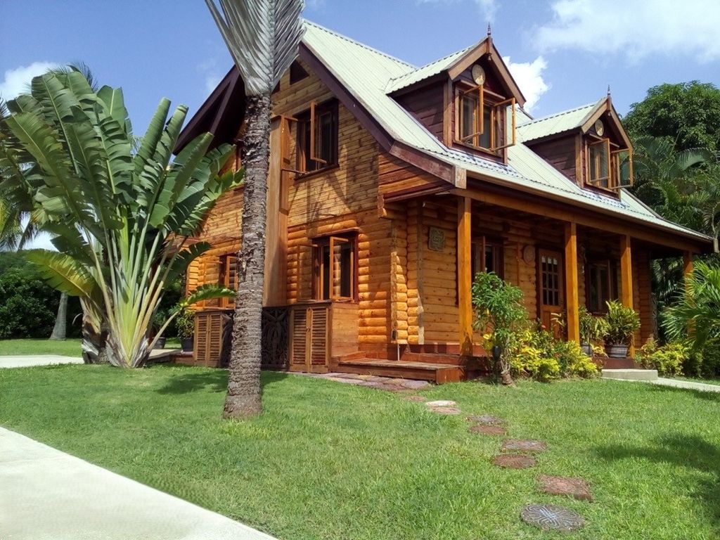 Property photo 1 of 22