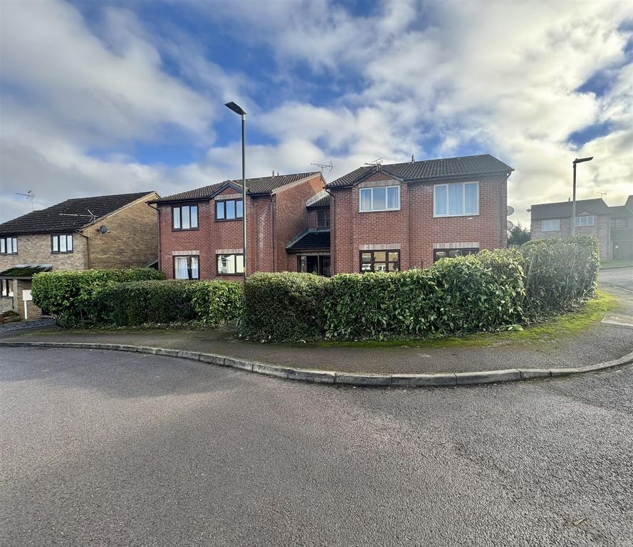 Property photo 1 of 12 Front Aspect