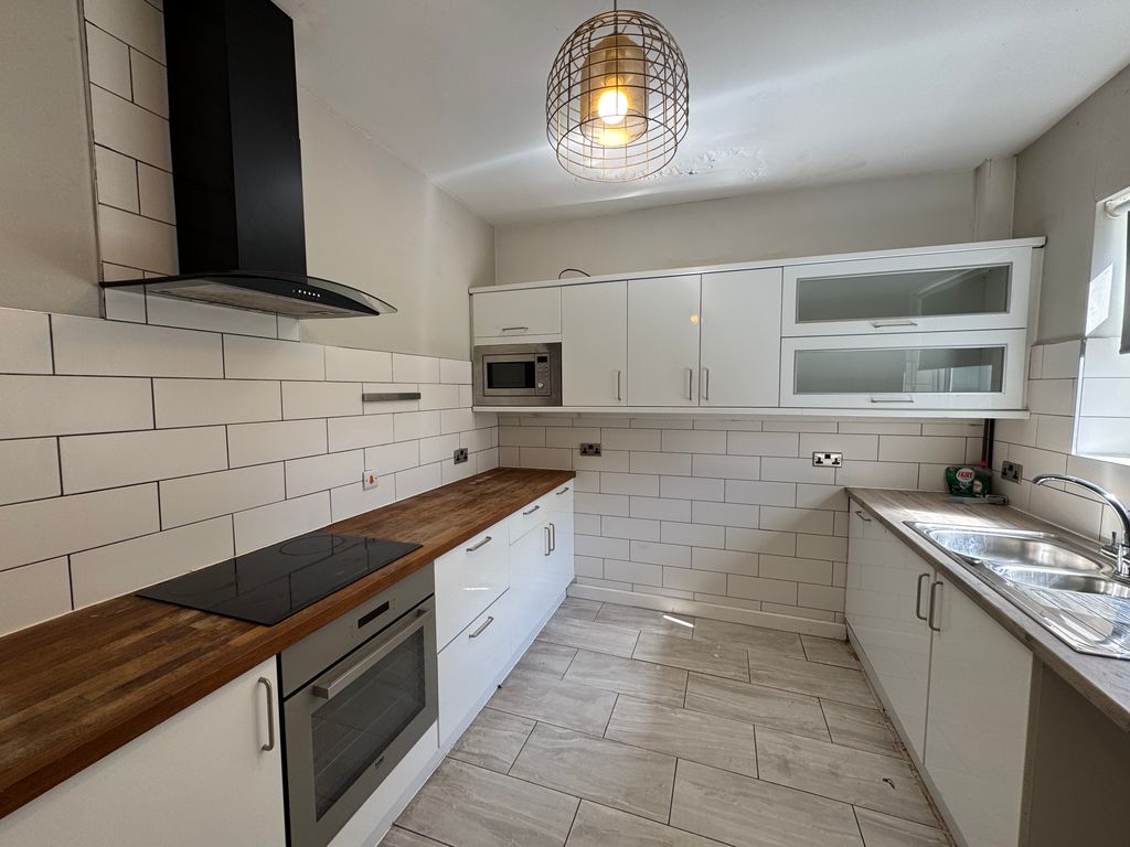 Property photo 3 of 10 Img_0497