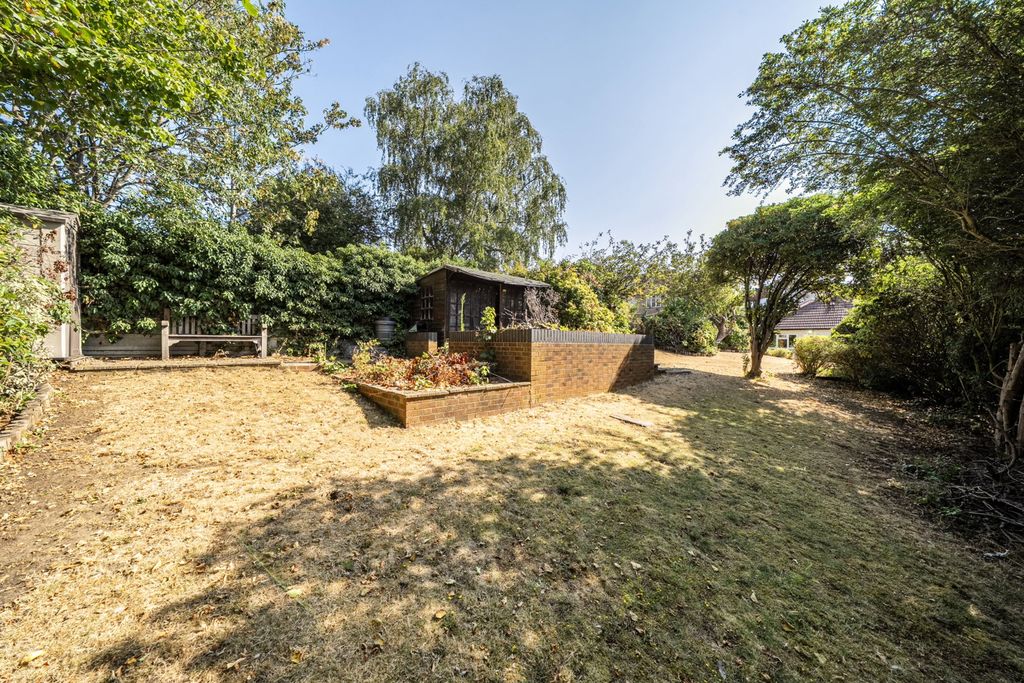 Property photo 3 of 18