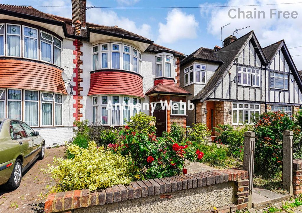 Property photo 1 of 13 Front Aspect