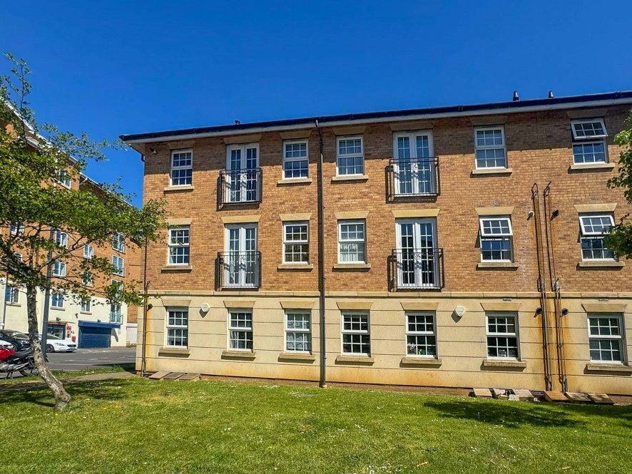 Property photo 1 of 9