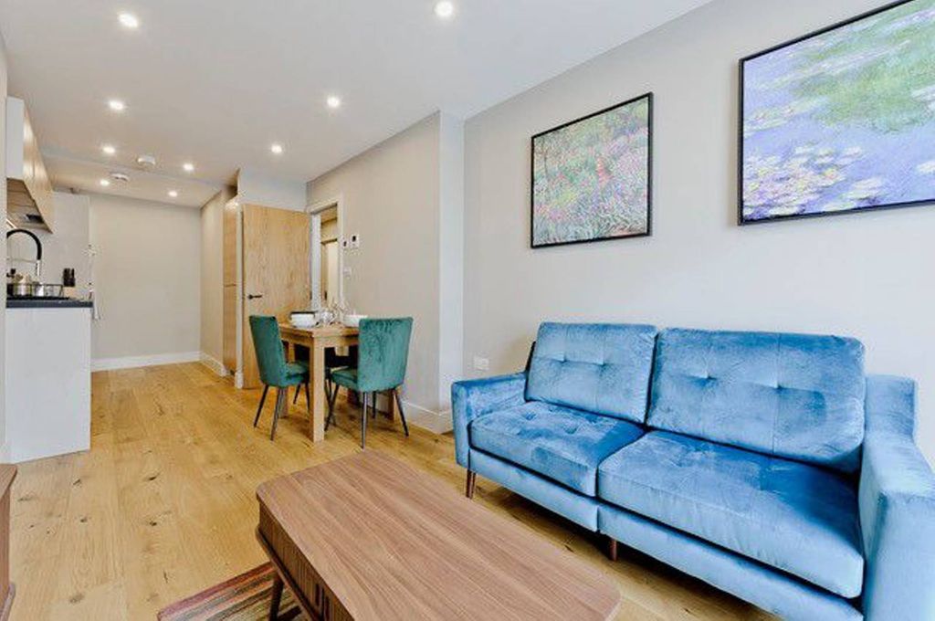 Property photo 2 of 13