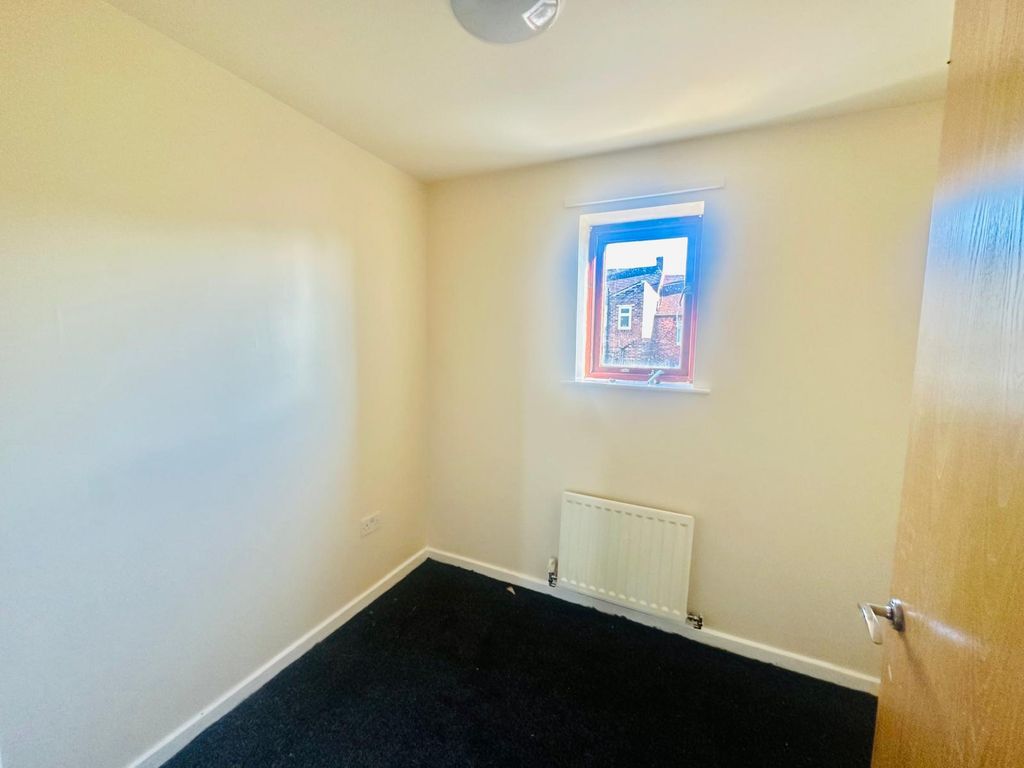 Property photo 3 of 11 Gallery