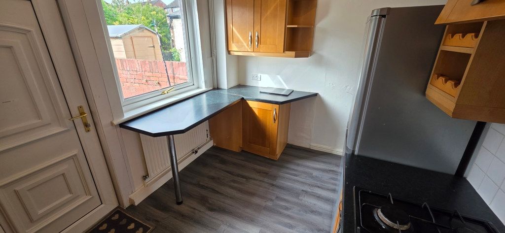 Property photo 3 of 10 Jpg