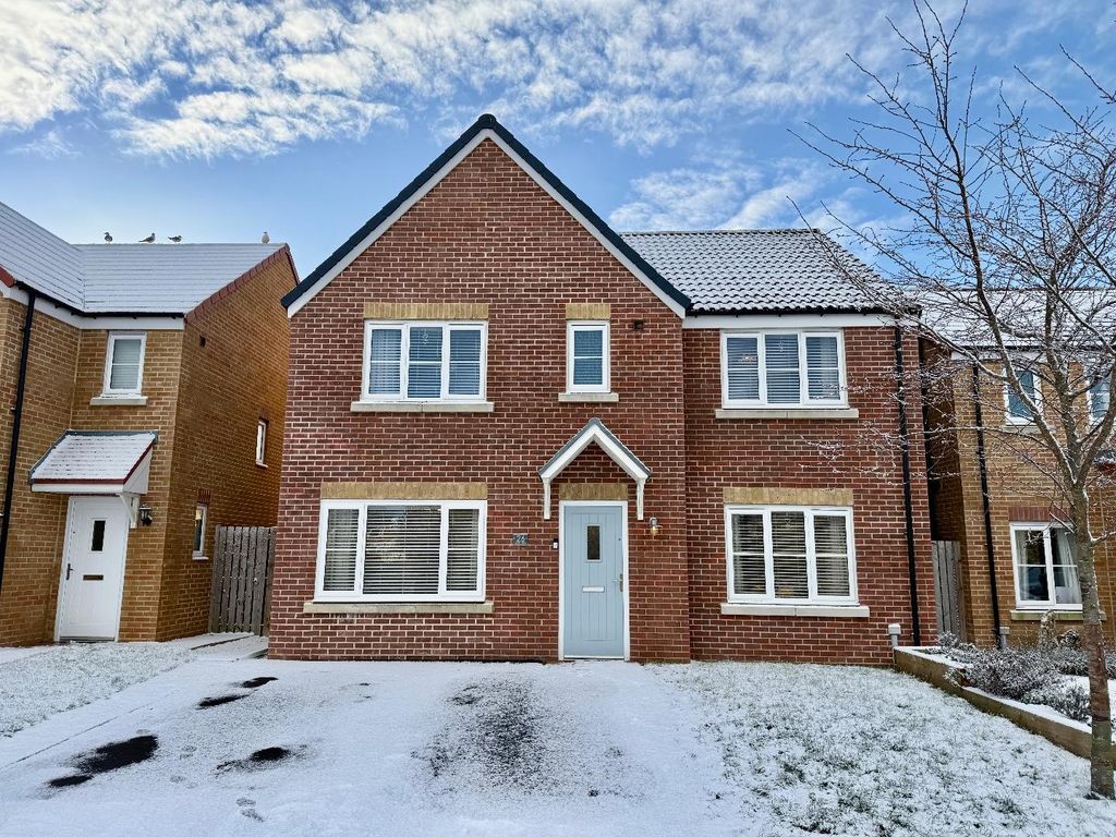 Property photo 1 of 20 Front