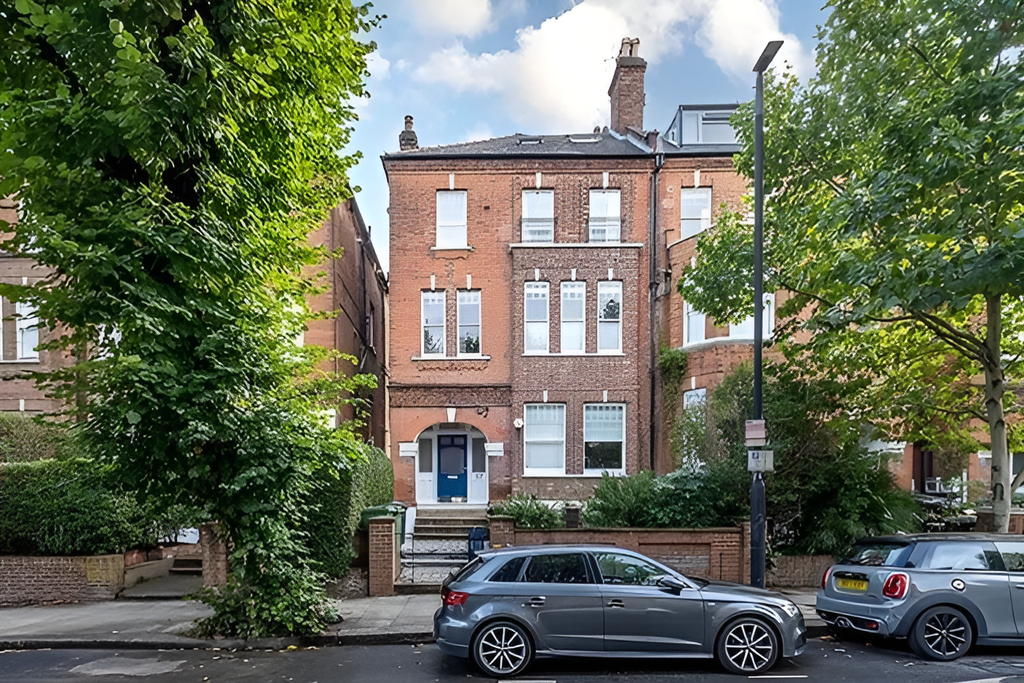 Property photo 1 of 10