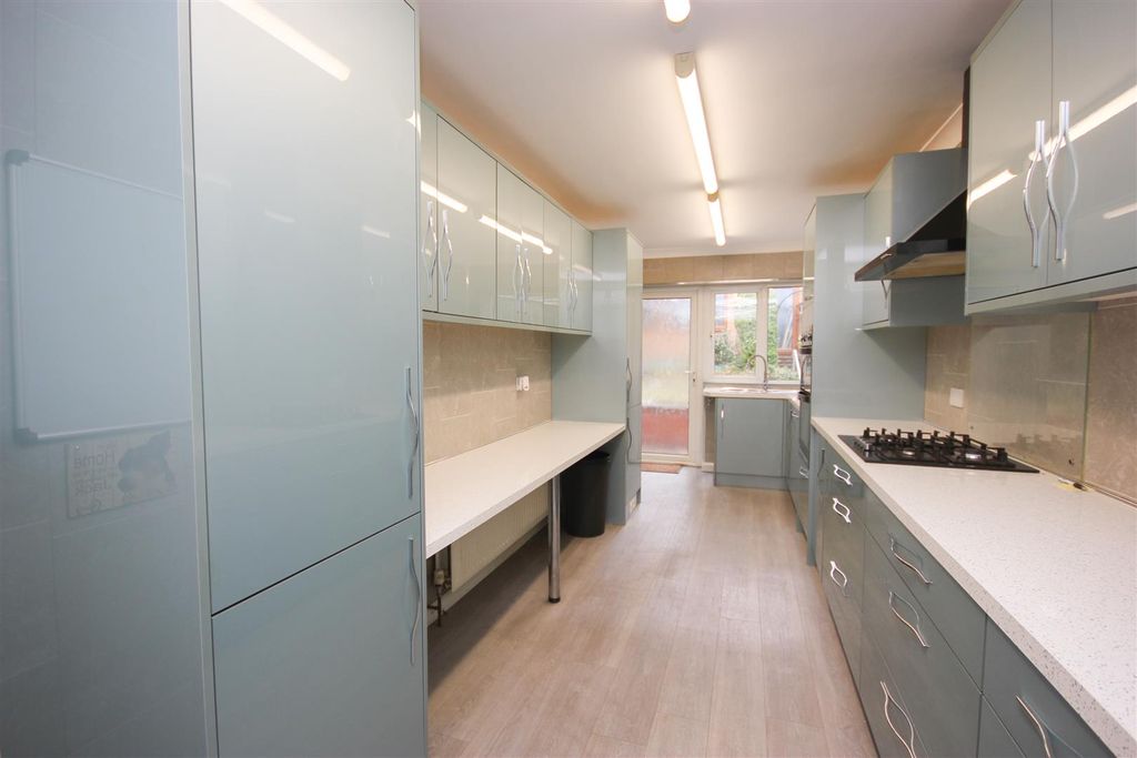 Property photo 3 of 13 Kitchen.Jpg