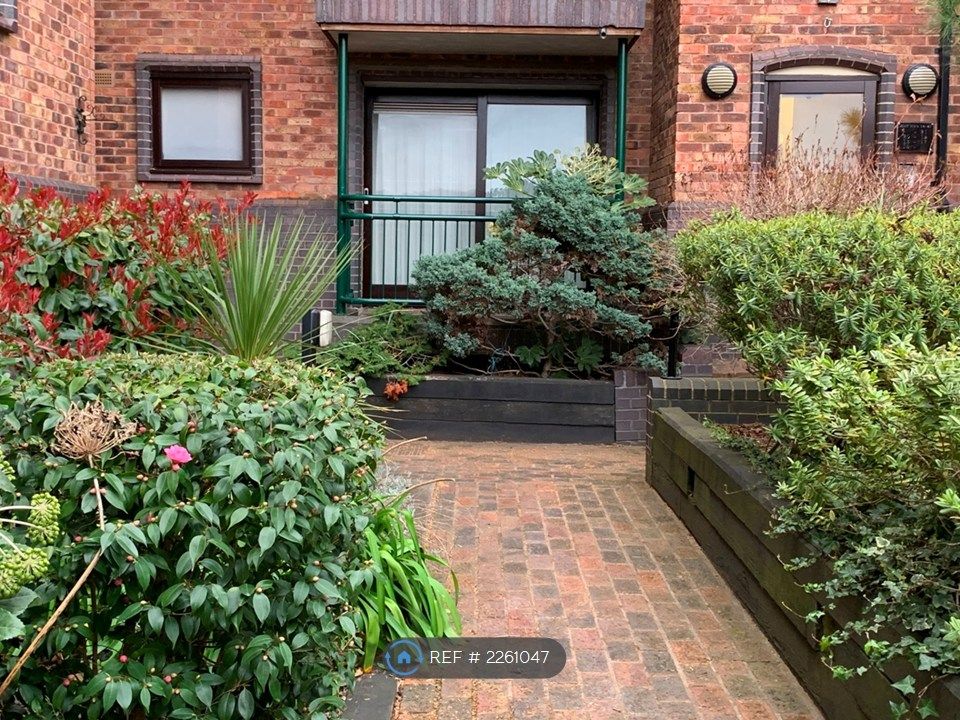 Property photo 2 of 6