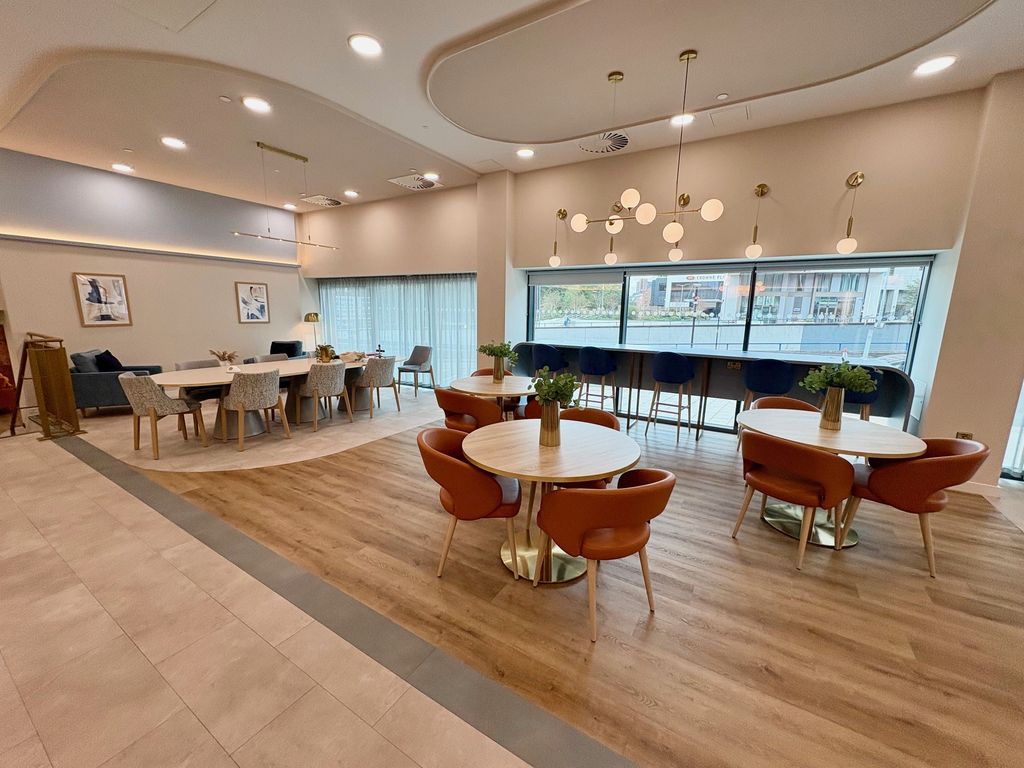 Property photo 1 of 7 View