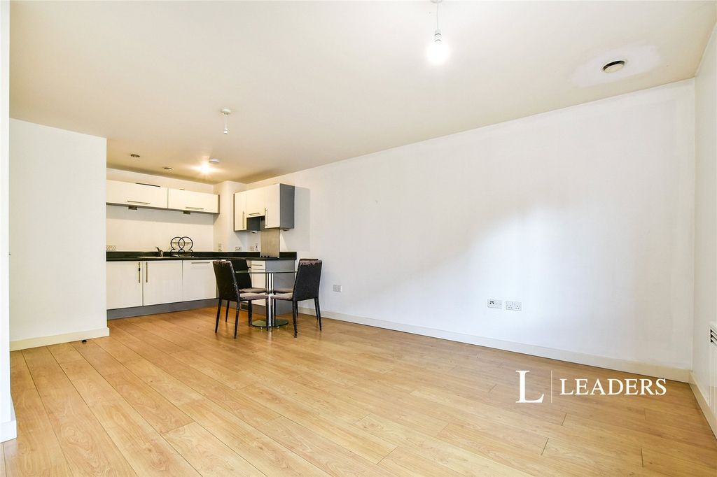 Property photo 1 of 11 Picture No. 02