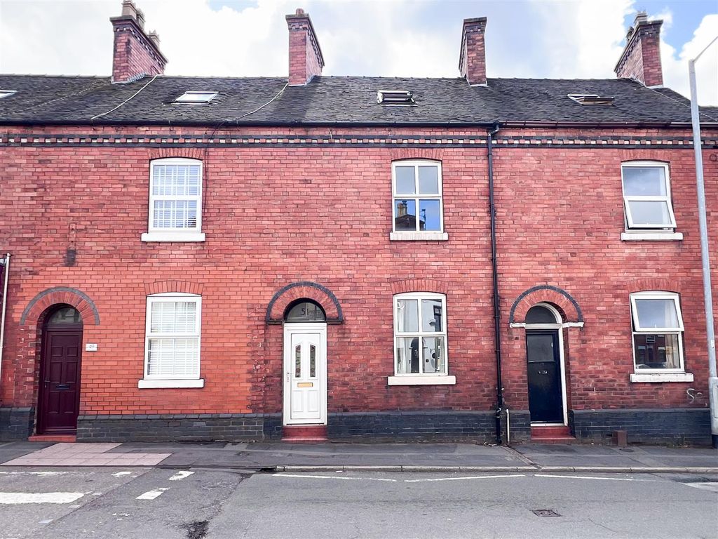 Property photo 1 of 17 Frontage