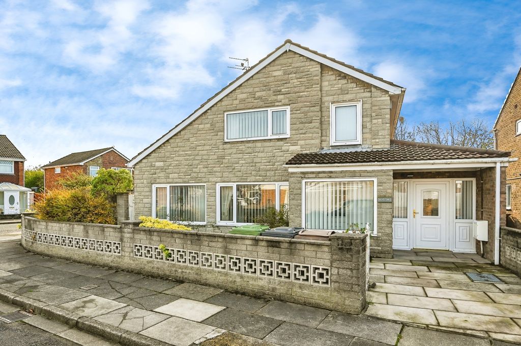 Property photo 1 of 17 Photo