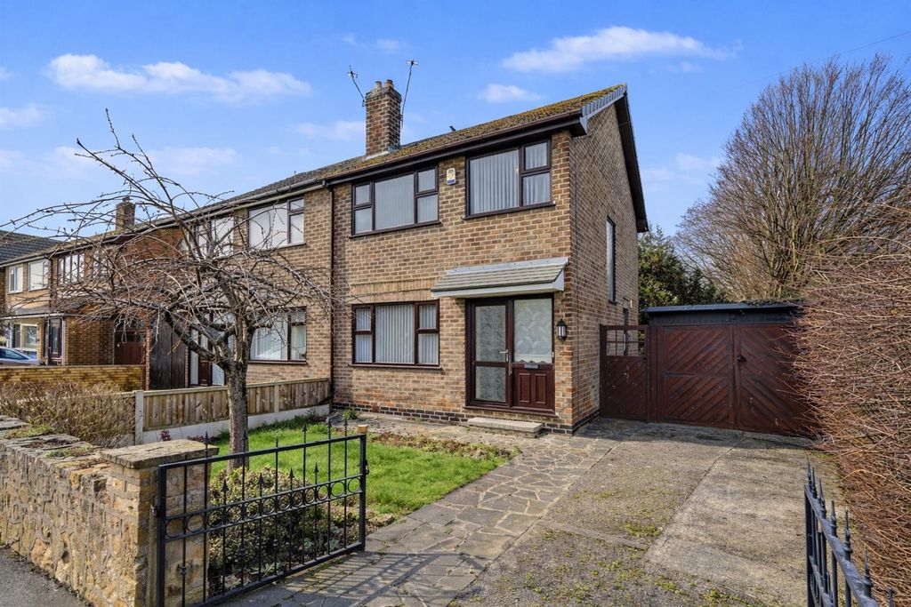 Property photo 1 of 14 Oakleys.Png