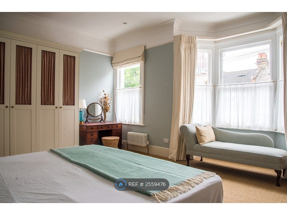 Property photo 1 of 35 Master Bed