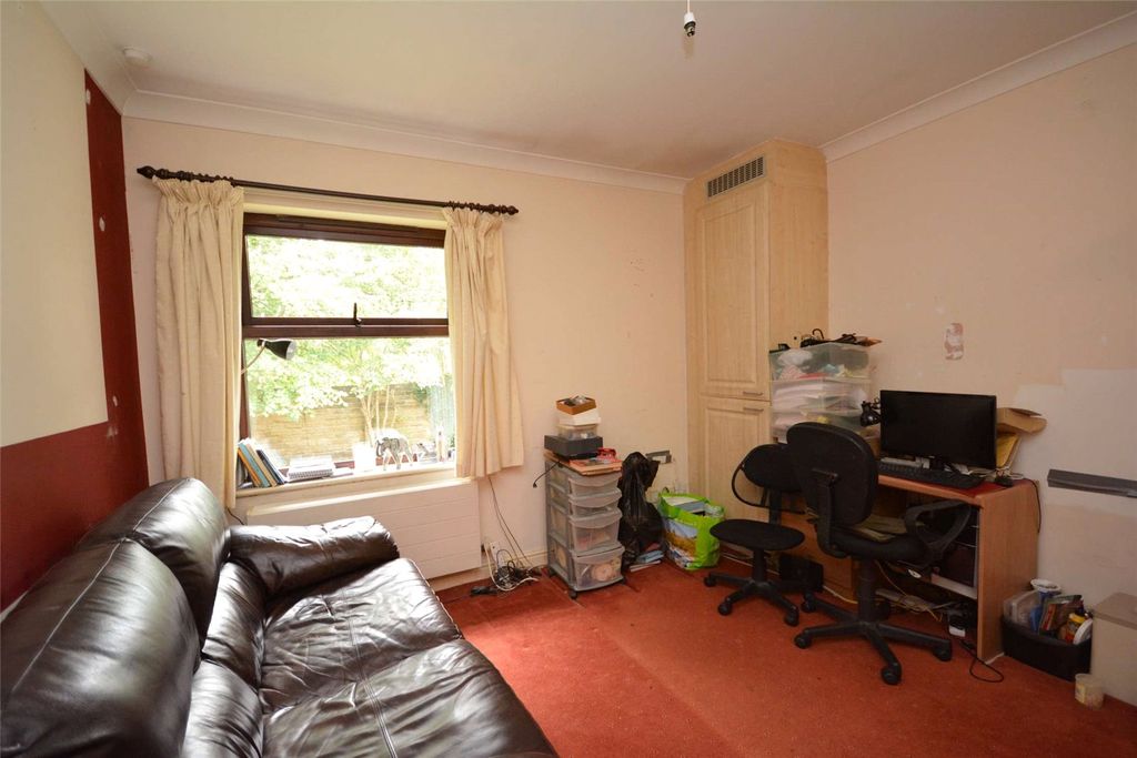 Property photo 2 of 7 Picture No. 04
