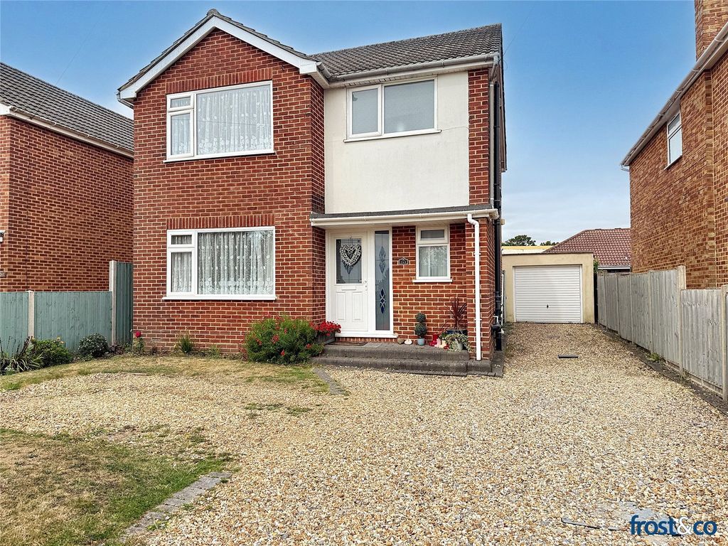 Property photo 1 of 13 Rossmore Road