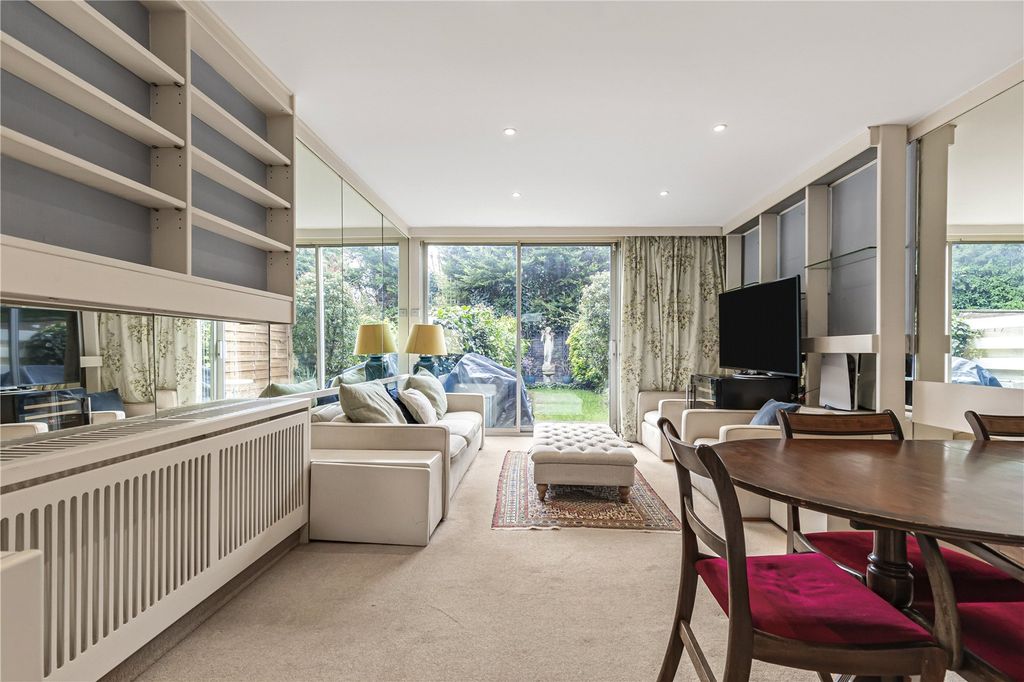 Property photo 1 of 13 Receprion Room