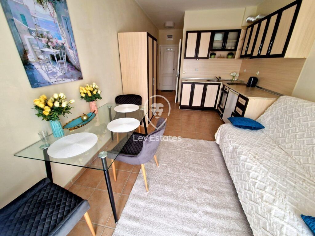 Property photo 3 of 13