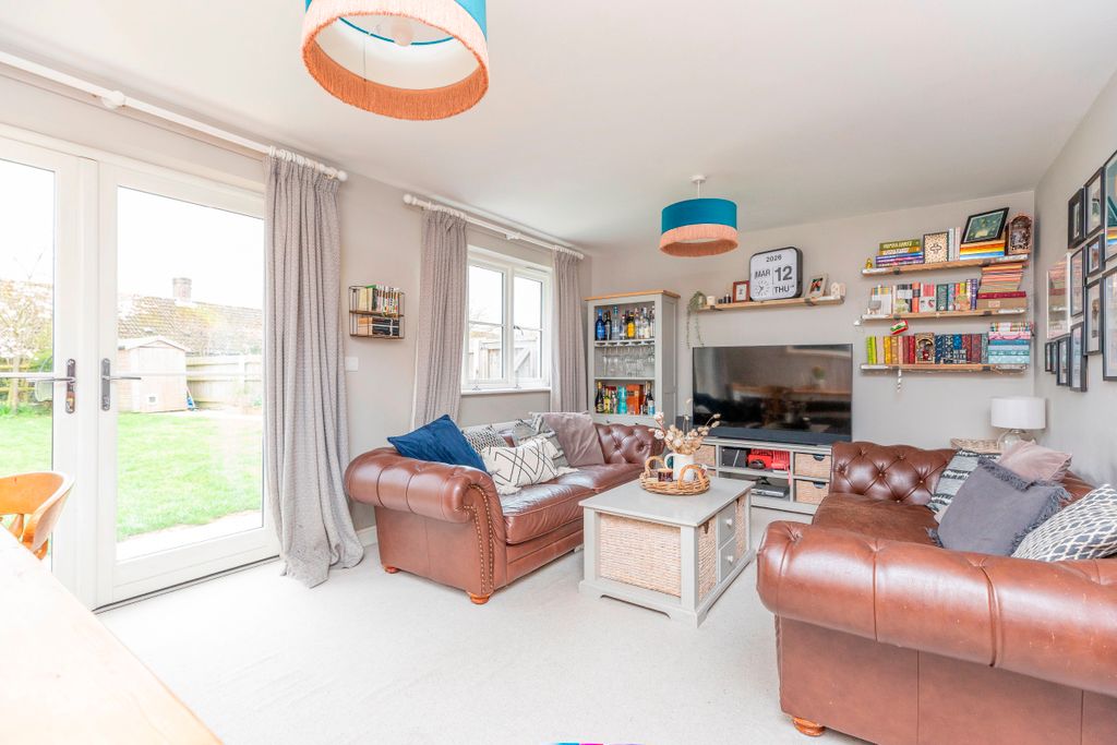 Property photo 3 of 13