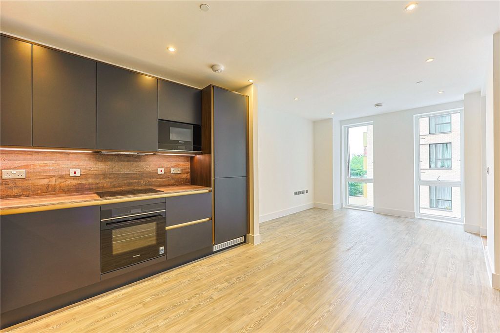 Property photo 1 of 11 Picture No. 02