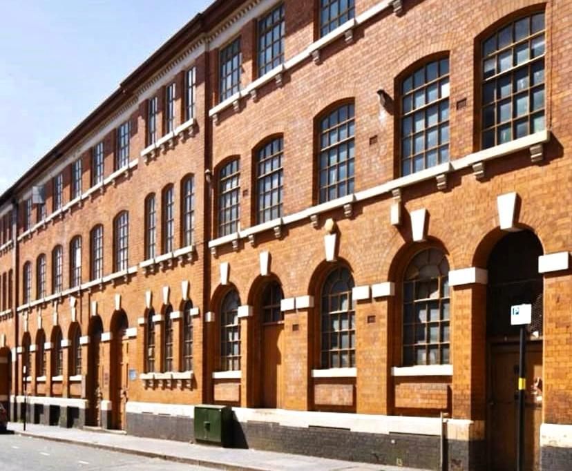 Property photo 2 of 8 Gallery