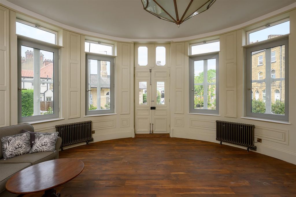 Property photo 2 of 29 Living Dining