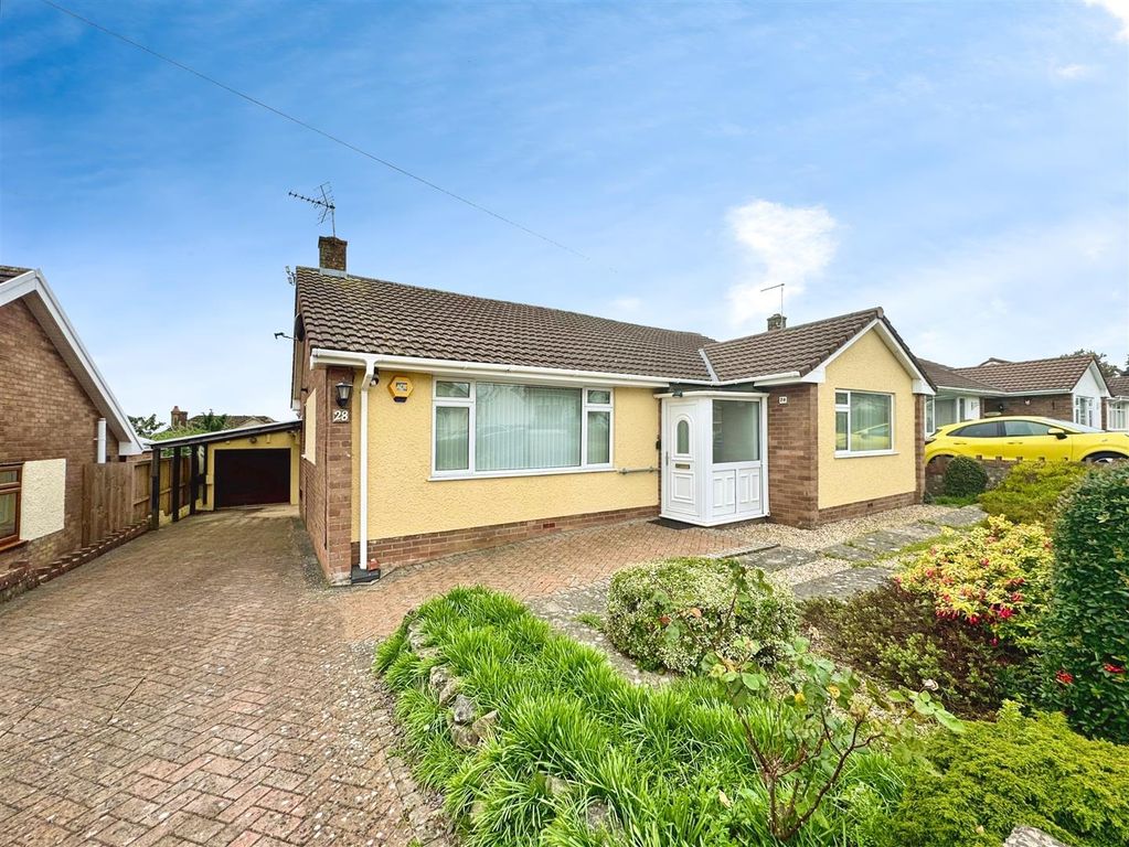 Property photo 1 of 16 Beech Grove