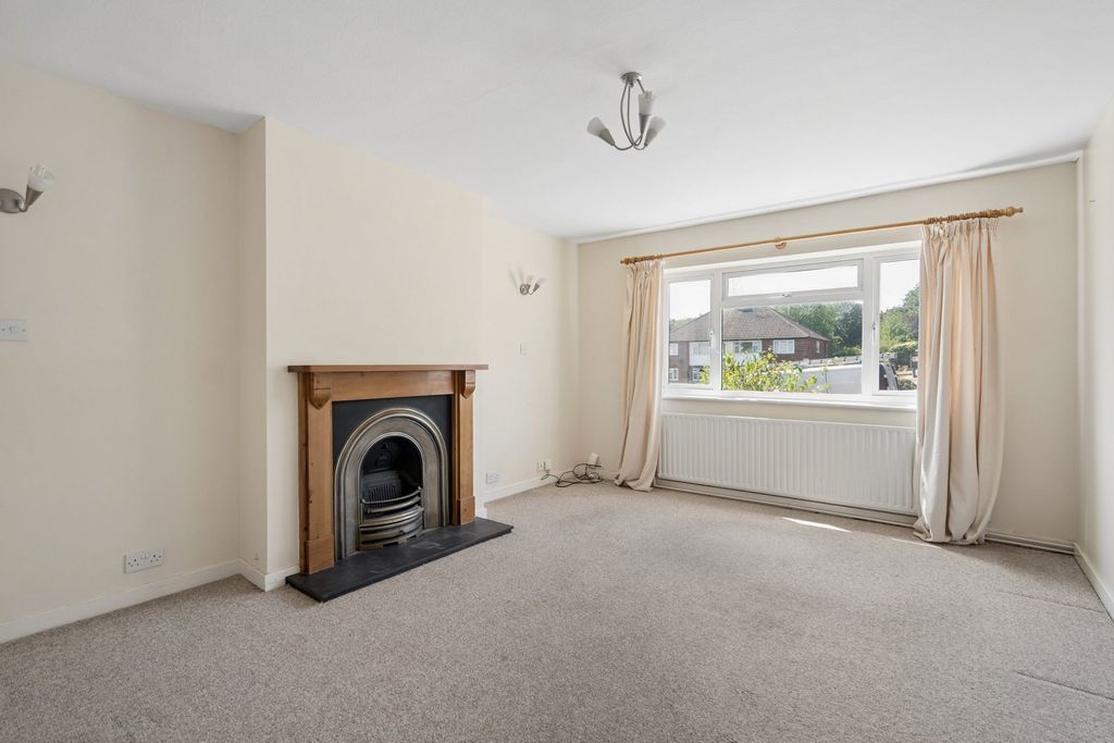Property photo 3 of 9
