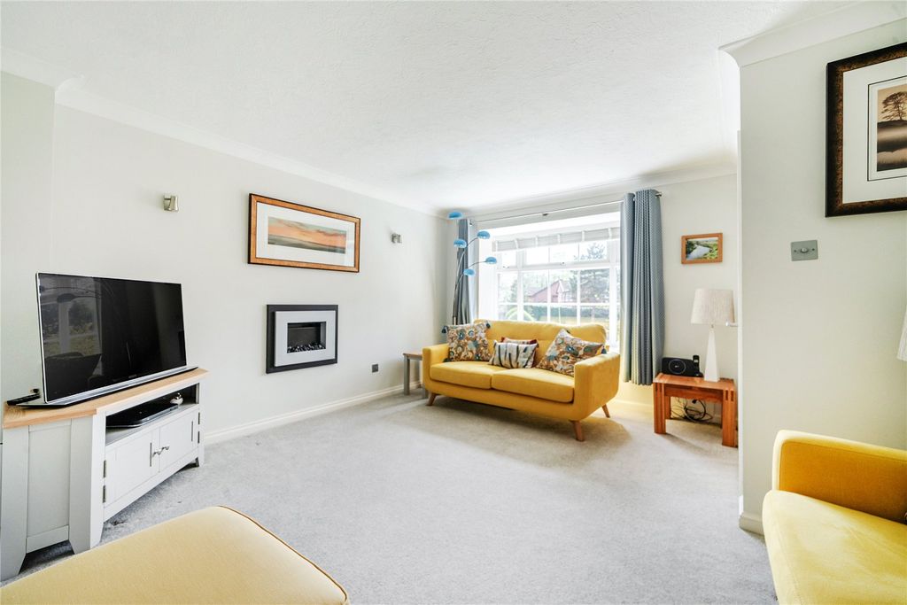 Additional image 10 of 4 bed detached house for saleHaslemere, Surrey GU27