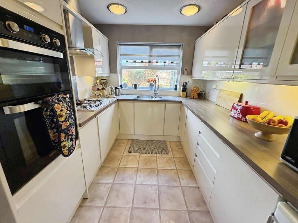 Property photo 3 of 11 Photo 7