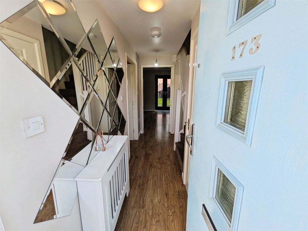 Property photo 3 of 13 Hallway
