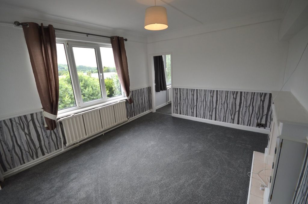 Property photo 2 of 10 Picture No. 06