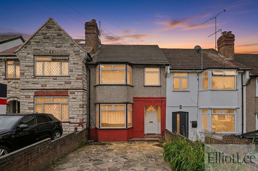 Property photo 1 of 11